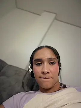 Isabella-Teen Live XXX-chat