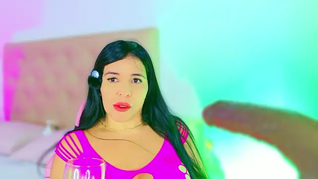 CharlootteEvans 라이브 XXX 채팅