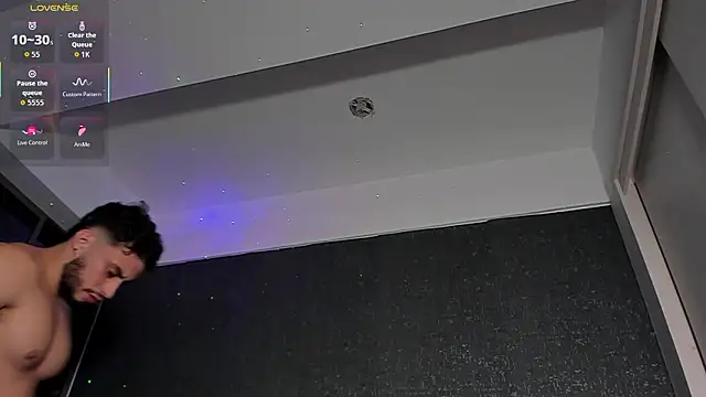 Chat +18 de thiagomeneses01 ao vivo