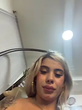 Czat XXX na żywo – YouCandiSumisa