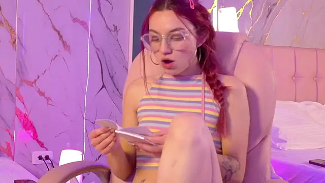 Red_kytty6's Live XXX Chat