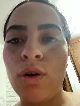 Ivonneadams' Live XXX Chat