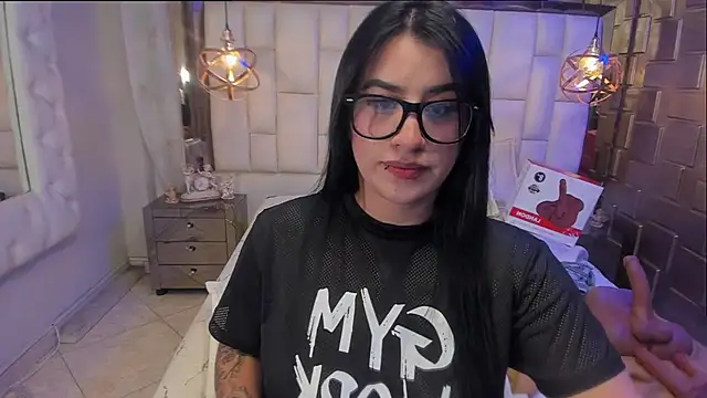 Nara_belen Chat XXX in diretta