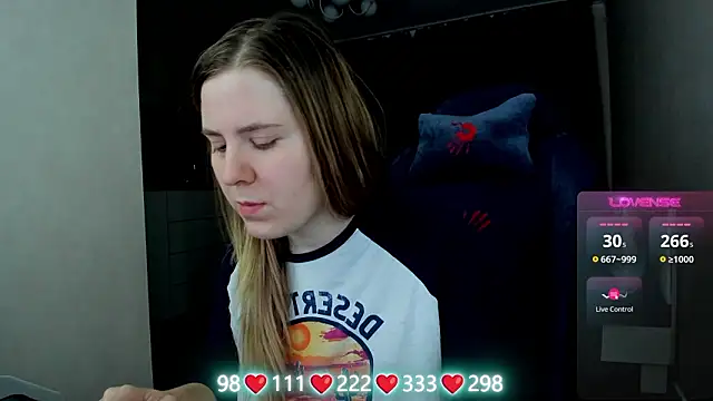 Chat +18 de Olivia_Munk ao vivo