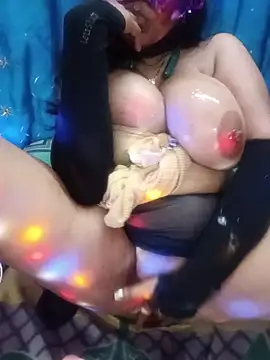 Heaven-2- Live XXX-chat