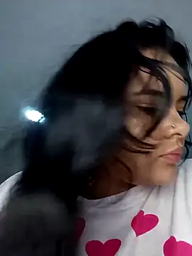 Emily_Rouse23 Adlı Modelin Canlı XXX Sohbeti