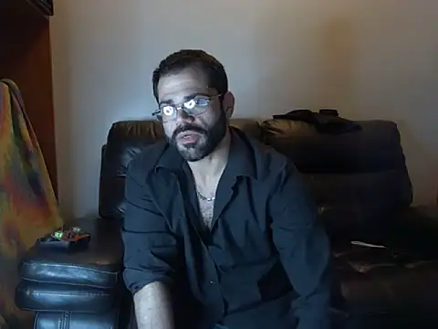 Zander823: διαδικτυακό σόου στην κάμερα