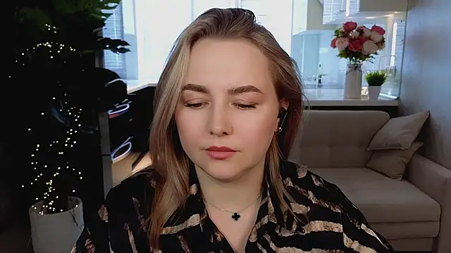 Chat XXX Live Mira_Mermayd