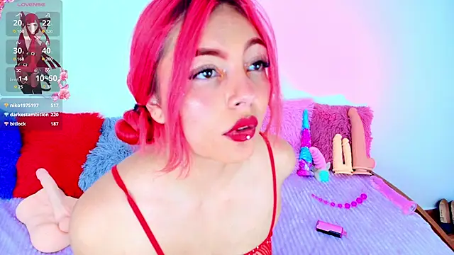 Cloee_LoveeのライブXXXチャット