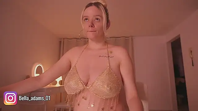 bella_adams_ 现场XXX聊天