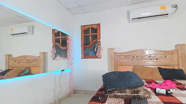 bratz_glloe: онлайн-секс-чат