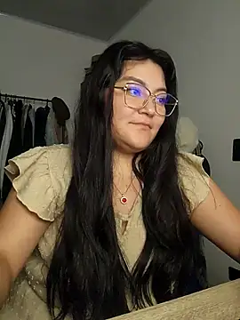 Chatroom XXX en direct de Sakura_0505