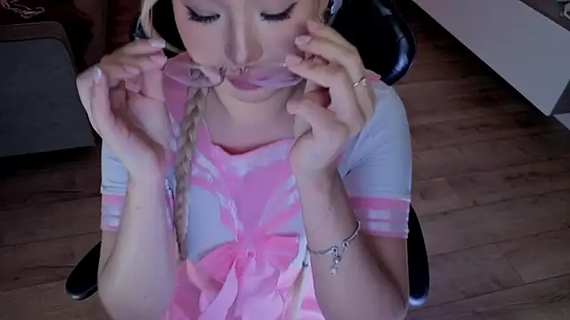 RileyMee – Naživo XXX chat