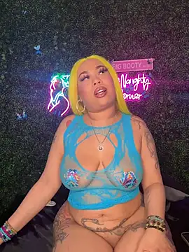 Chat XXX en directo de RenaThickAss