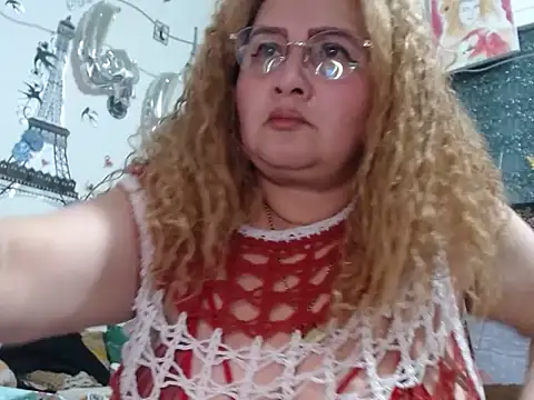 Perla1981-- লাইভ XXX চ্যাট