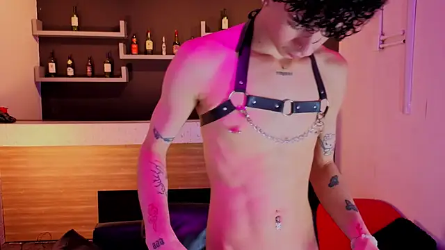 nova_salvatoreのウェブカメラショー