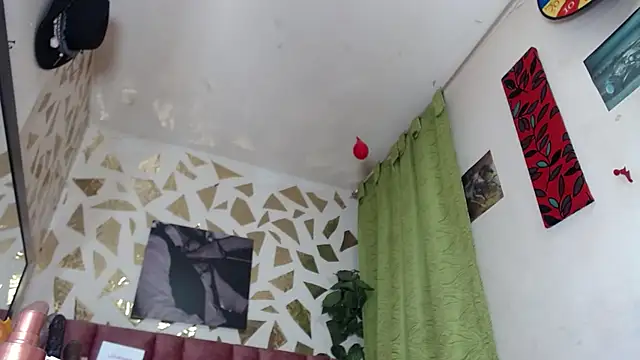 Kazsandraa's Webcam Show