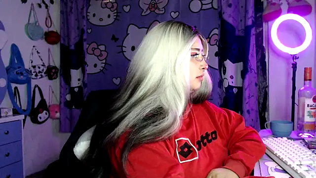 lussyevans24 Live XXX Chat