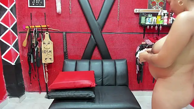 Chat XXX ao vivo de BDSM_EXOTICDOMINATION