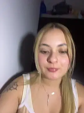 Lilaa2305 Chat XXX live