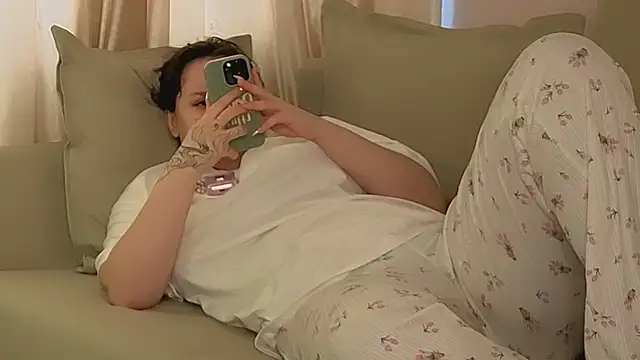 Alisia_Mars 现场XXX聊天