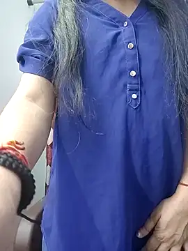 Ruhi_07 élő XXX-chatje