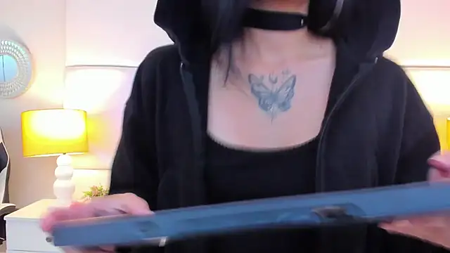 LaylaaDoll Chat XXX in diretta