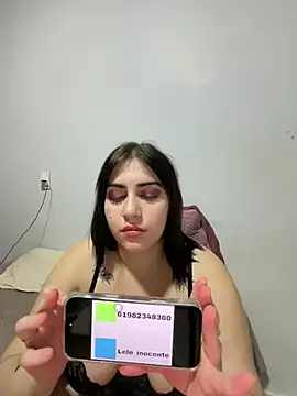 lele_inocente Chat XXX in diretta