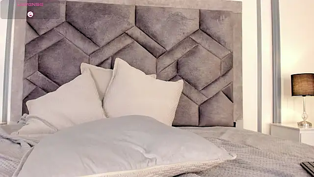 TahliaMoreau webcam show