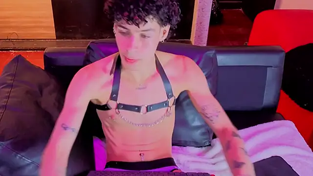 دردشة nova_salvatore الجنسية المباشرة