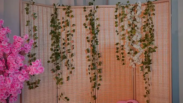 IzabellaOnes élő XXX-chatje