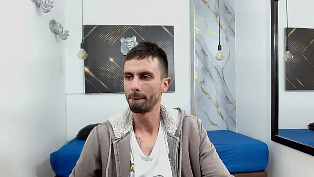 Онлайн чат XXX KingOfTemptation