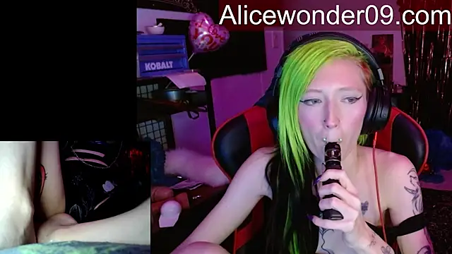 alicewonder09 即時 XXX 聊天