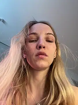 Adelina0001 Live XXX-chat