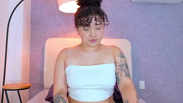 Chatroom XXX en direct de Tracielowe_w