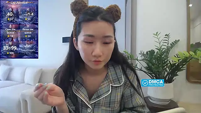 Chatroom XXX en direct de Asiagirll