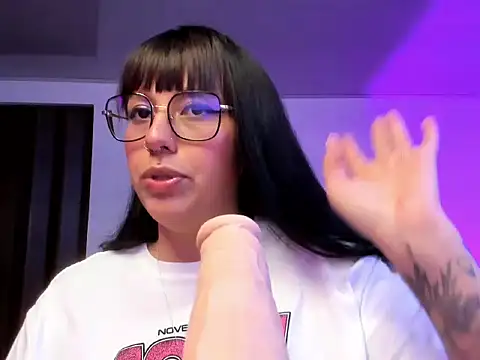 nataliasweet98 Adlı Modelin Canlı XXX Sohbeti