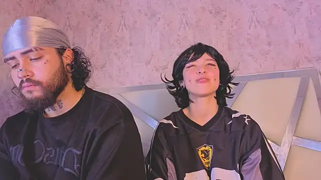 Chat XXX en directo de Benny_and_Mark