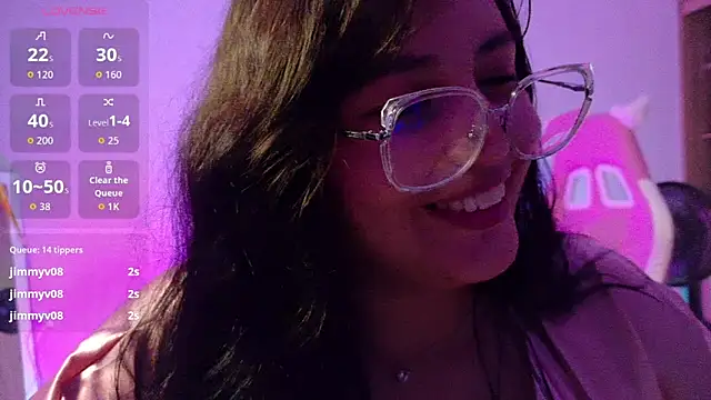 Angeldusttt 现场XXX聊天