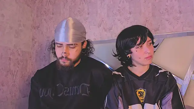 Czat XXX na żywo – Benny_and_Mark