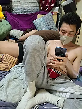 Christopher1024 Live XXX-Chat