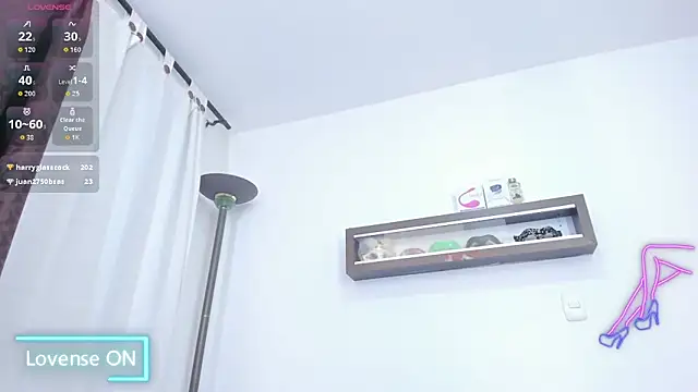 miaroberts69: απευθείας συνομιλία ΧΧΧ