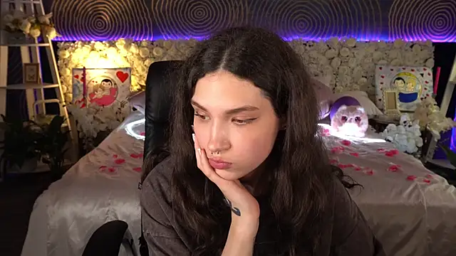 BabyFlowerr élő XXX-chatje