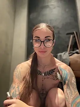 Charming_Ritta's Live XXX Chat