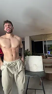 Valenthino_Salvatoreのウェブカメラショー