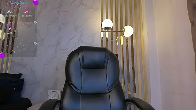 Oriana_gh Live XXX-Chat