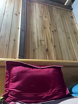 Chatroom XXX en direct de phungtiti