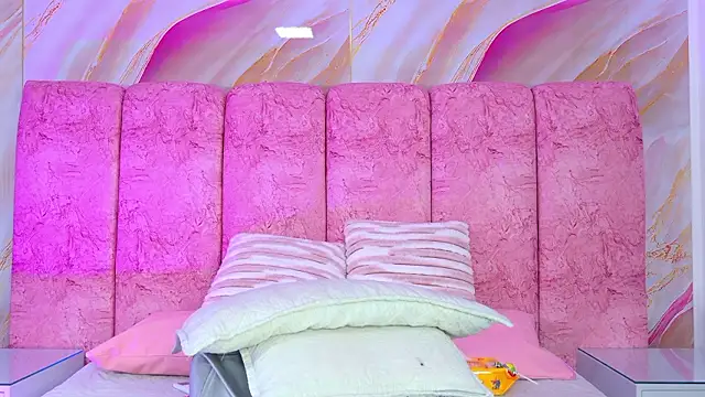 emmacurvy 라이브 XXX 채팅