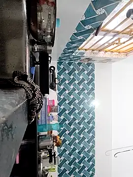 XXX chat uživo modela Hot-Tinaa