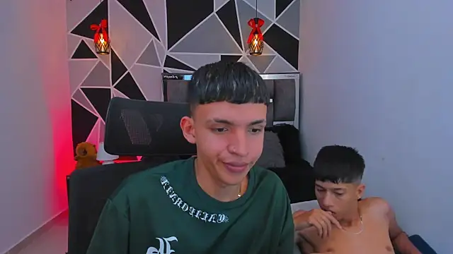 عرض كام Juan_Nd_Steven